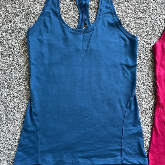 Lot of Athleta XS tanks. EUC. - Picture 2 of 6
